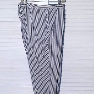 Norton Studio Navy & White Striped Capris